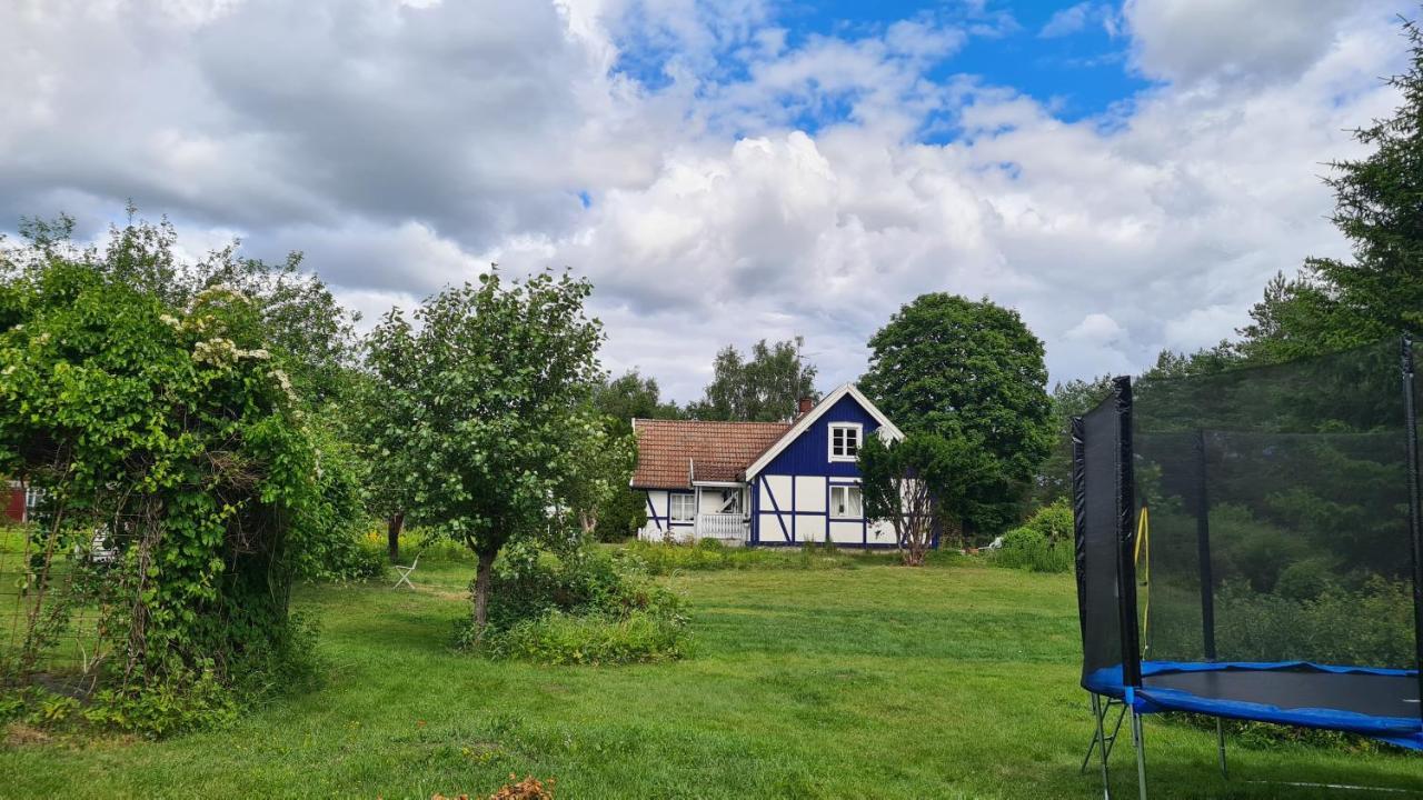 Villa Luna Breakfast Hotel Killeberg エクステリア 写真